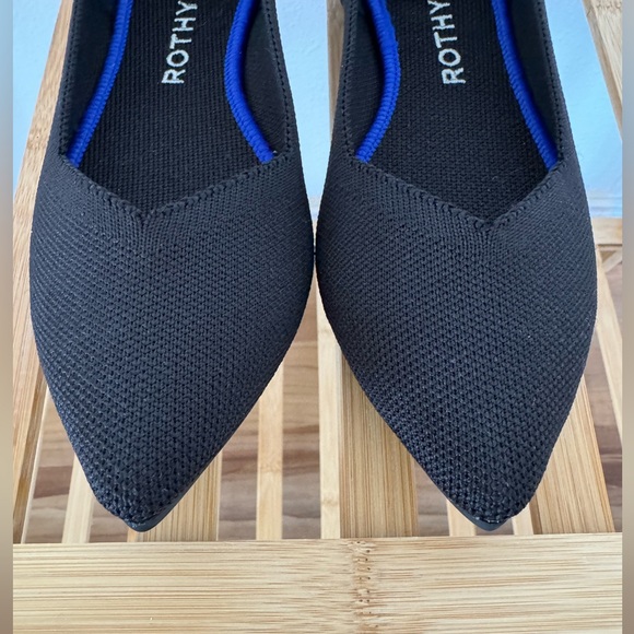 Rothy’s The Point Flat in Black Solid - Picture 7 of 8